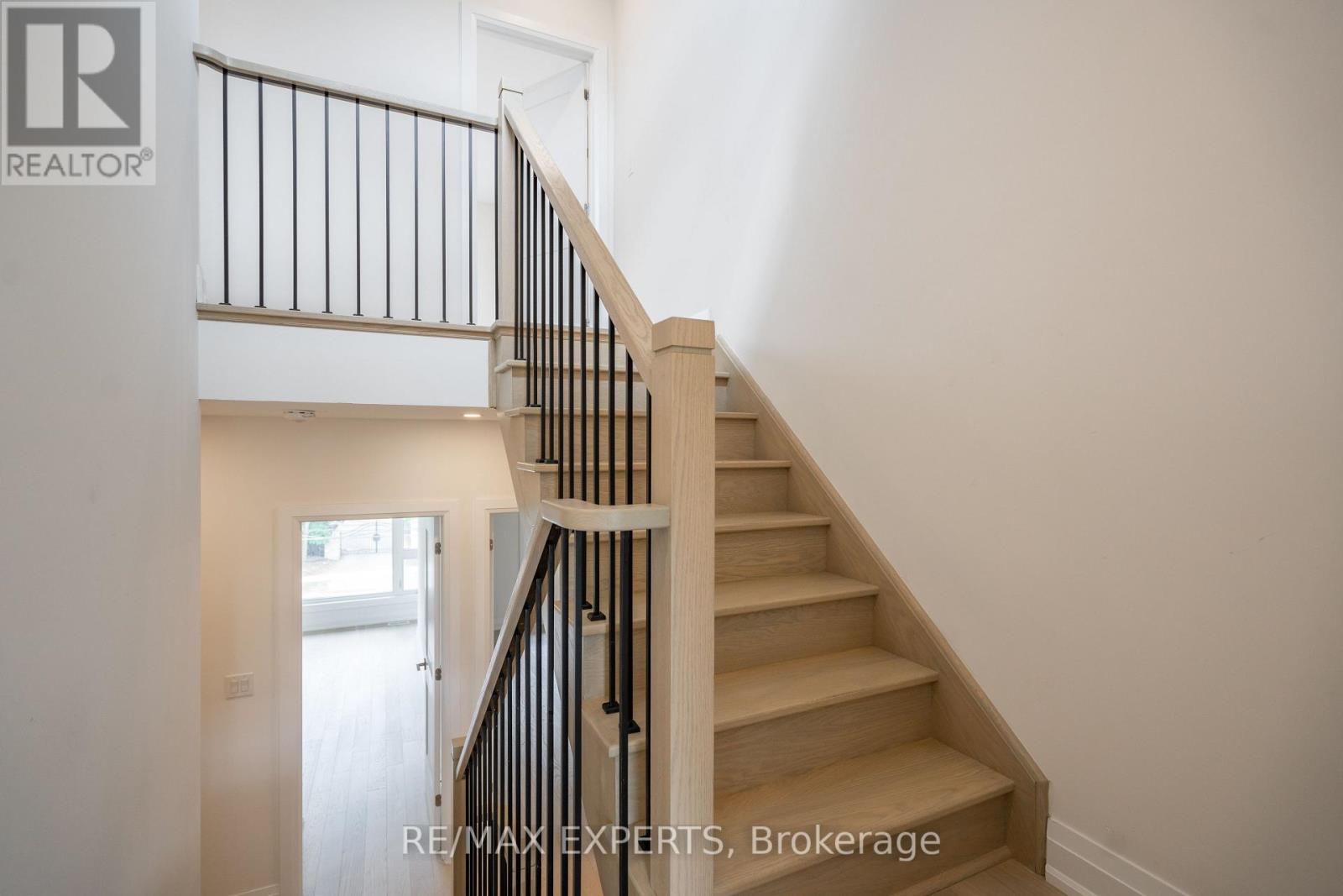 2615a Bayview Avenue W, Toronto, Ontario  M2L 1B5 - Photo 33 - C12697880