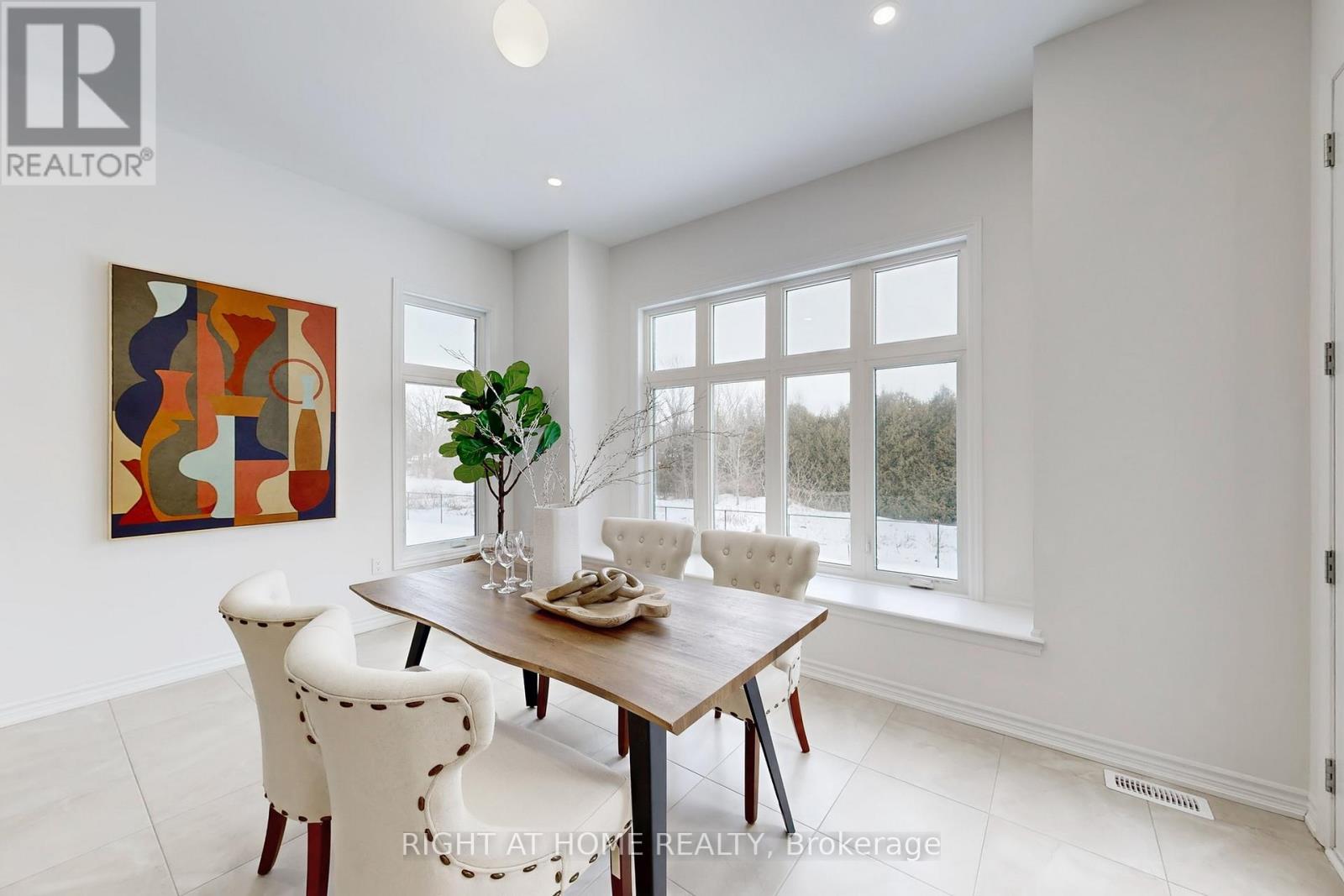 15 Rail Trail Court W, Georgina, Ontario  L0E 1R0 - Photo 14 - N12697870