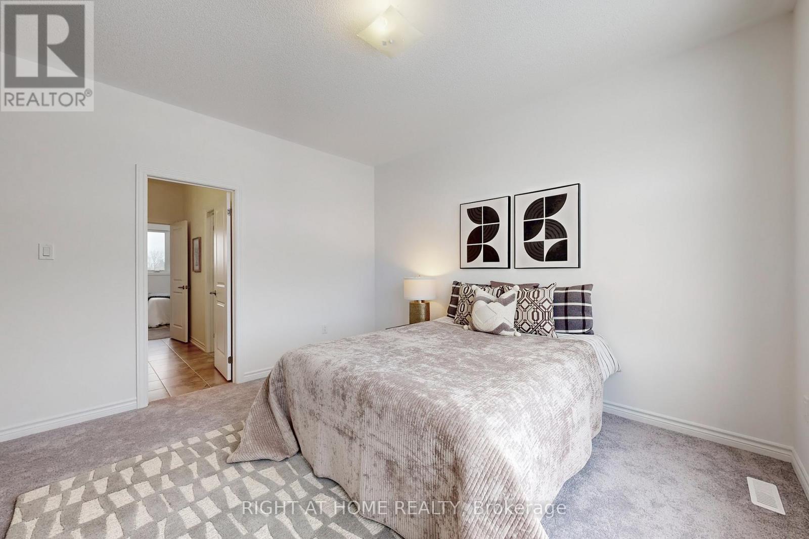 15 Rail Trail Court W, Georgina, Ontario  L0E 1R0 - Photo 34 - N12697870