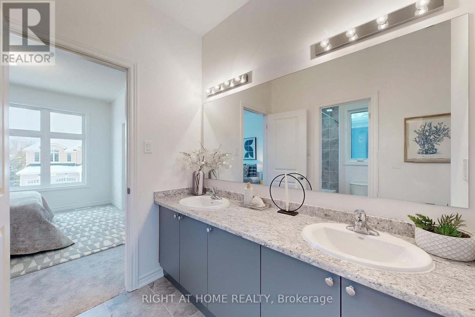 15 Rail Trail Court W, Georgina, Ontario  L0E 1R0 - Photo 36 - N12697870