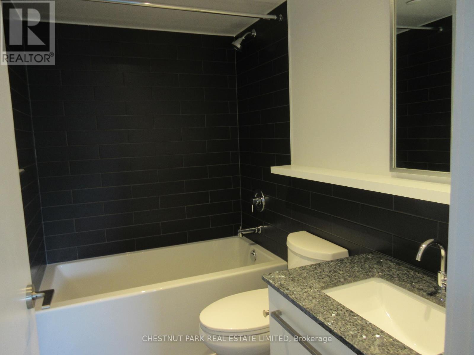 411 - 160 Flemington Road, Toronto, Ontario  M6A 0A9 - Photo 10 - W12656622