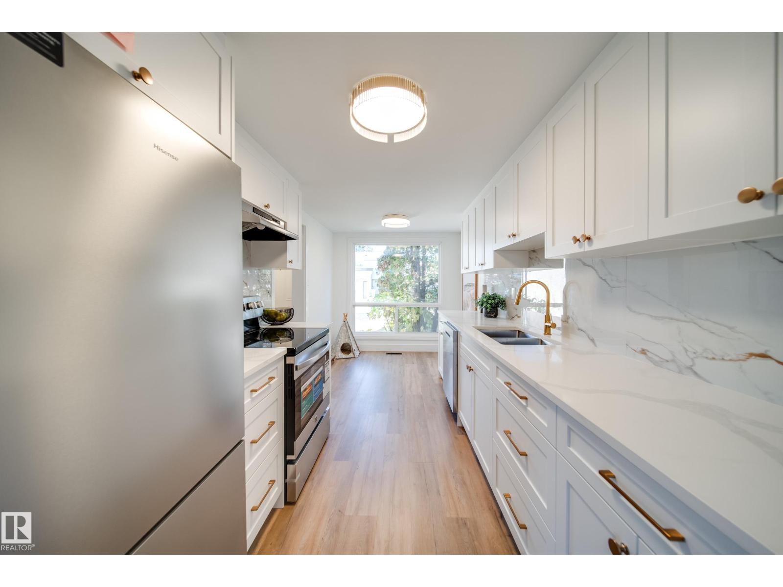 191 Grandin Vg, St. Albert, Alberta  T8N 2J3 - Photo 5 - E4470064