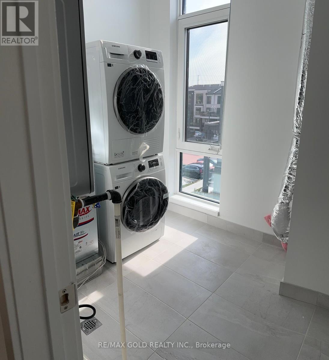 24 - 65 Romilly Avenue E, Brampton, Ontario  L7A 0B7 - Photo 4 - W12697864