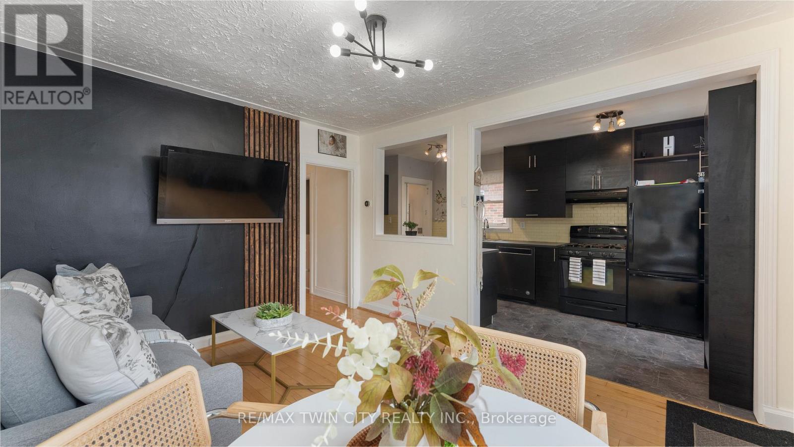 69 Lyons Avenue, Brantford, Ontario  N3R 4R2 - Photo 16 - X12697858