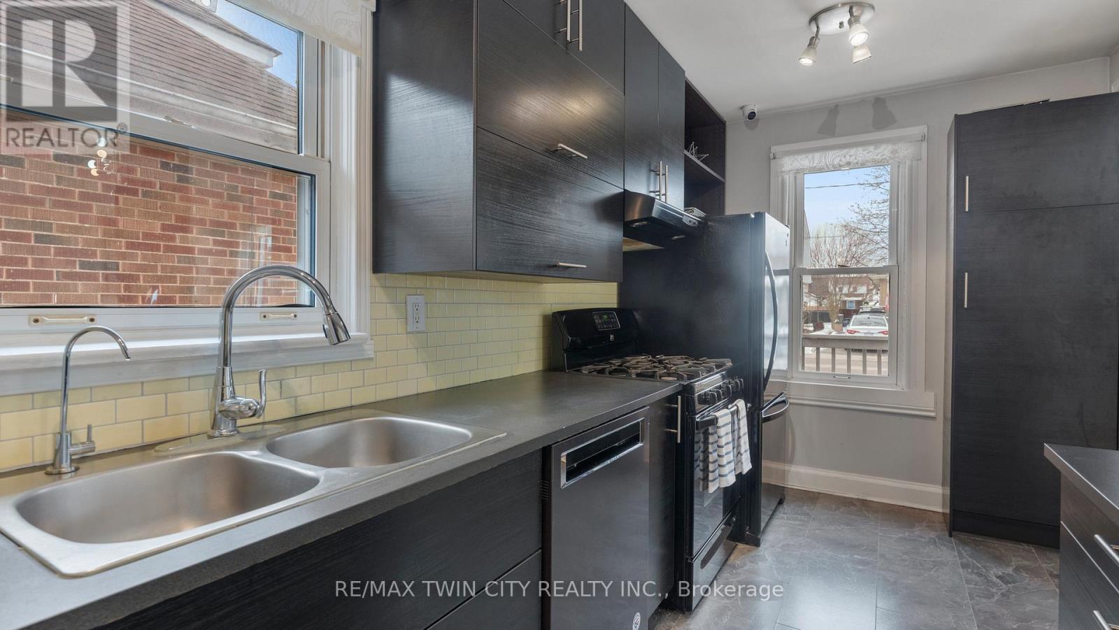 69 Lyons Avenue, Brantford, Ontario  N3R 4R2 - Photo 20 - X12697858