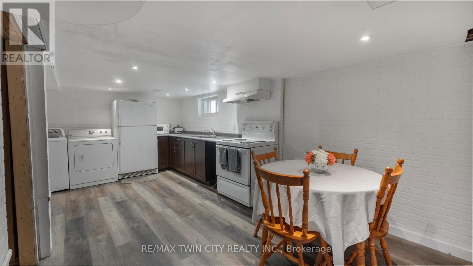 69 Lyons Avenue, Brantford, Ontario  N3R 4R2 - Photo 24 - X12697858