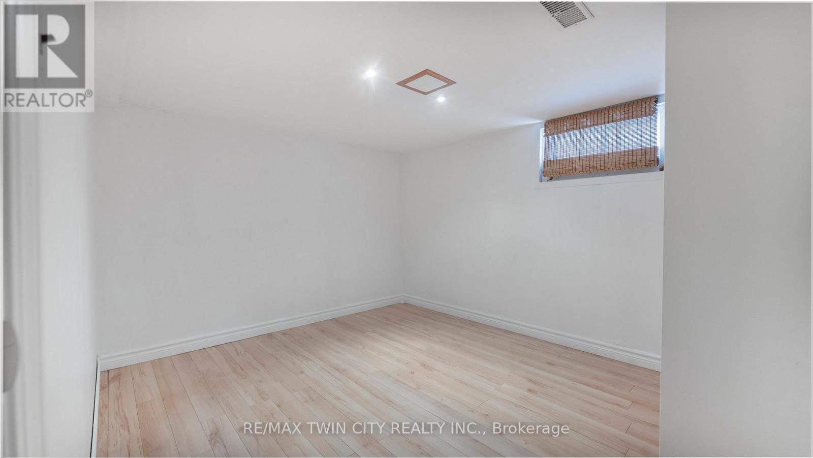 69 Lyons Avenue, Brantford, Ontario  N3R 4R2 - Photo 32 - X12697858