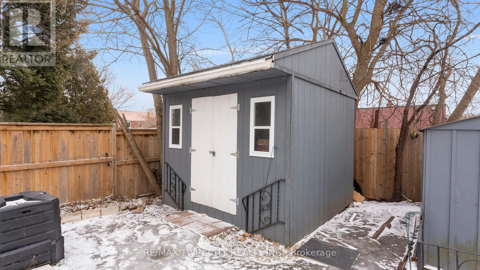 69 Lyons Avenue, Brantford, Ontario  N3R 4R2 - Photo 38 - X12697858