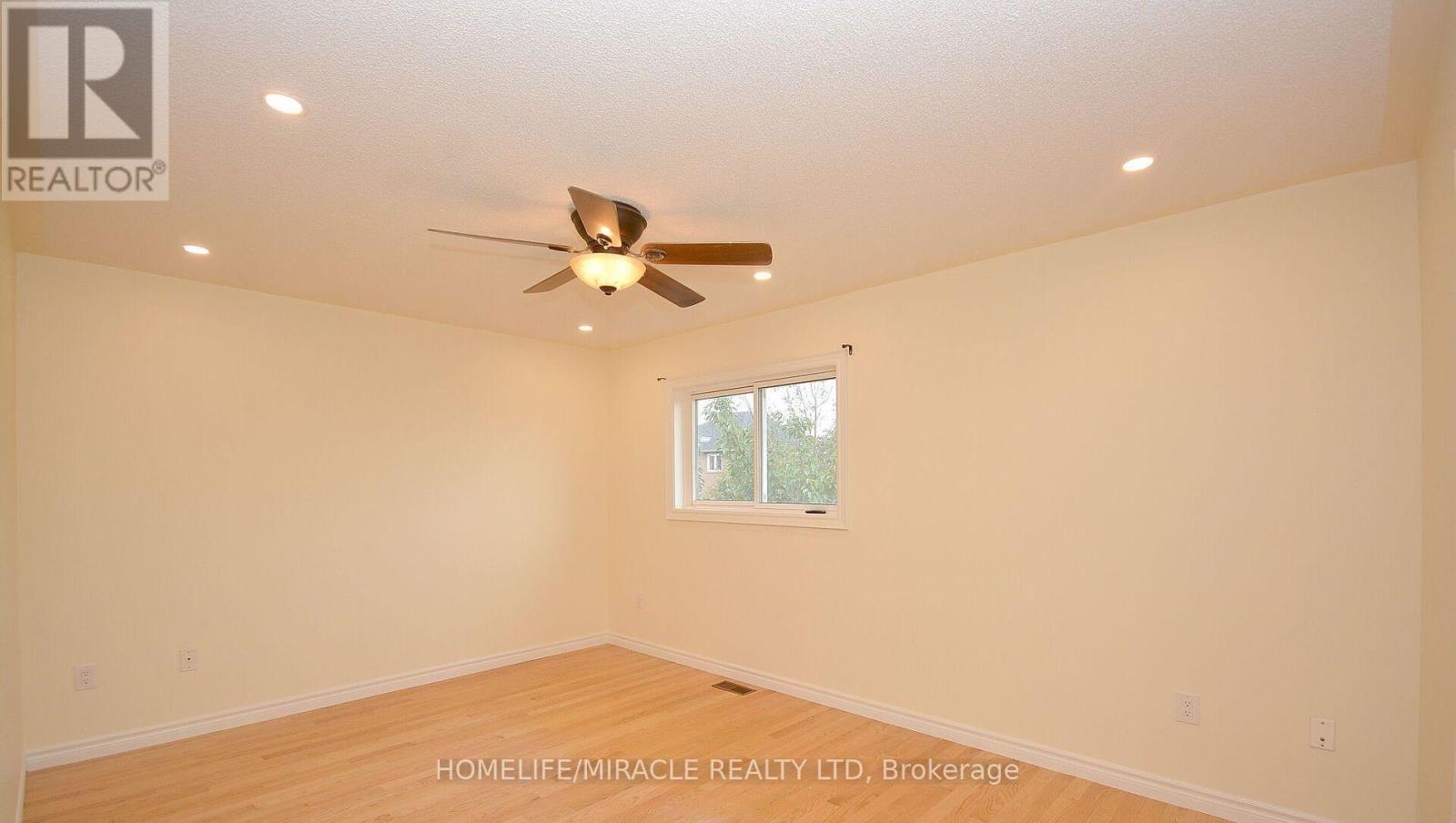 Upper - 833 Mays Crescent, Mississauga, Ontario  L5V 2G6 - Photo 12 - W12689804