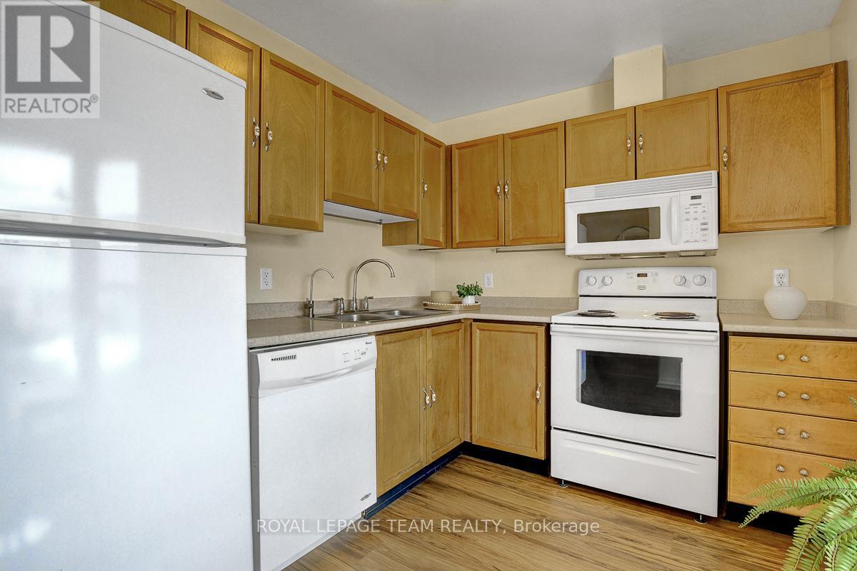 47 Mcdermot Court, Ottawa, Ontario  K2L 3V5 - Photo 19 - X12697920