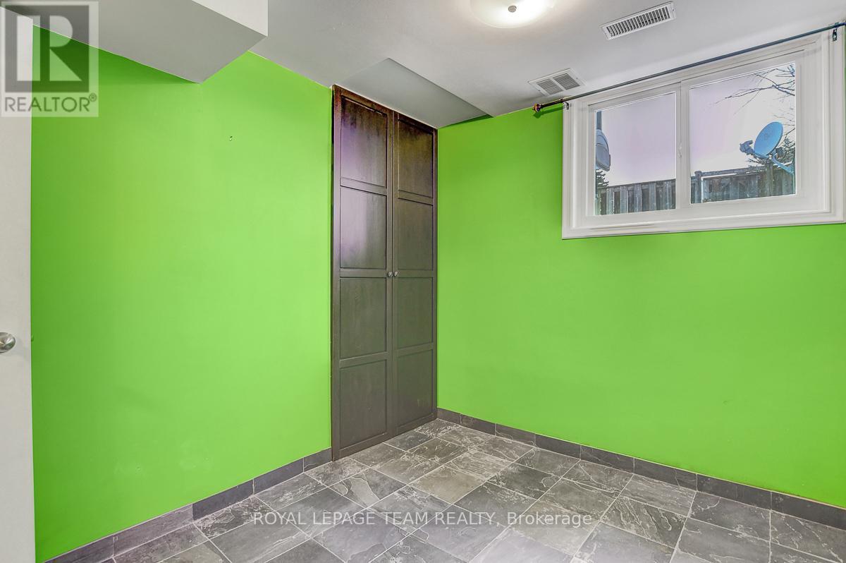 47 Mcdermot Court, Ottawa, Ontario  K2L 3V5 - Photo 37 - X12697920