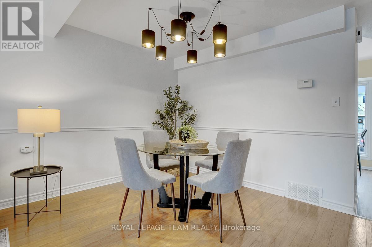 47 Mcdermot Court, Ottawa, Ontario  K2L 3V5 - Photo 7 - X12697920