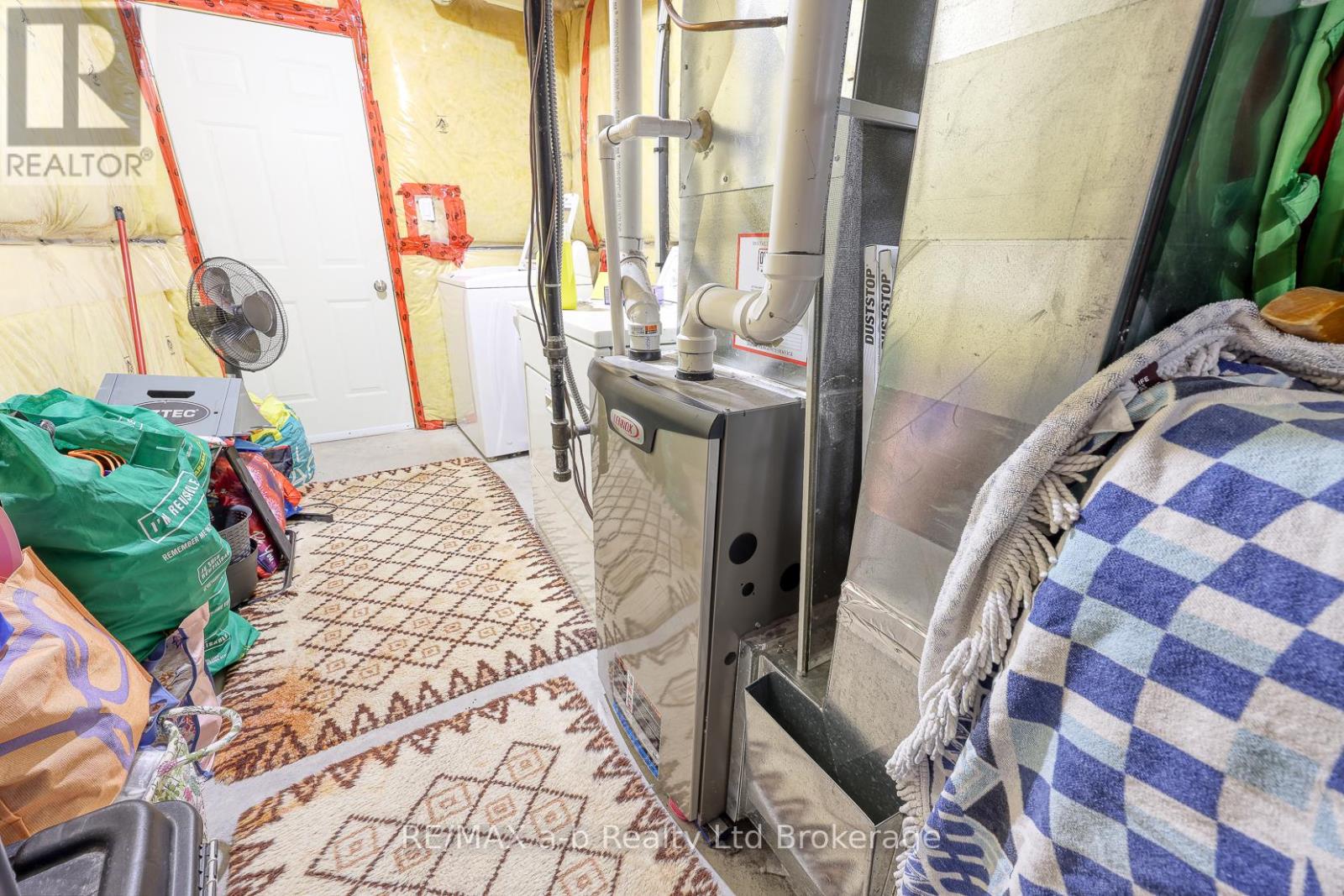 1160 Caen Avenue, Woodstock, Ontario  N4T 0G3 - Photo 16 - X12697890