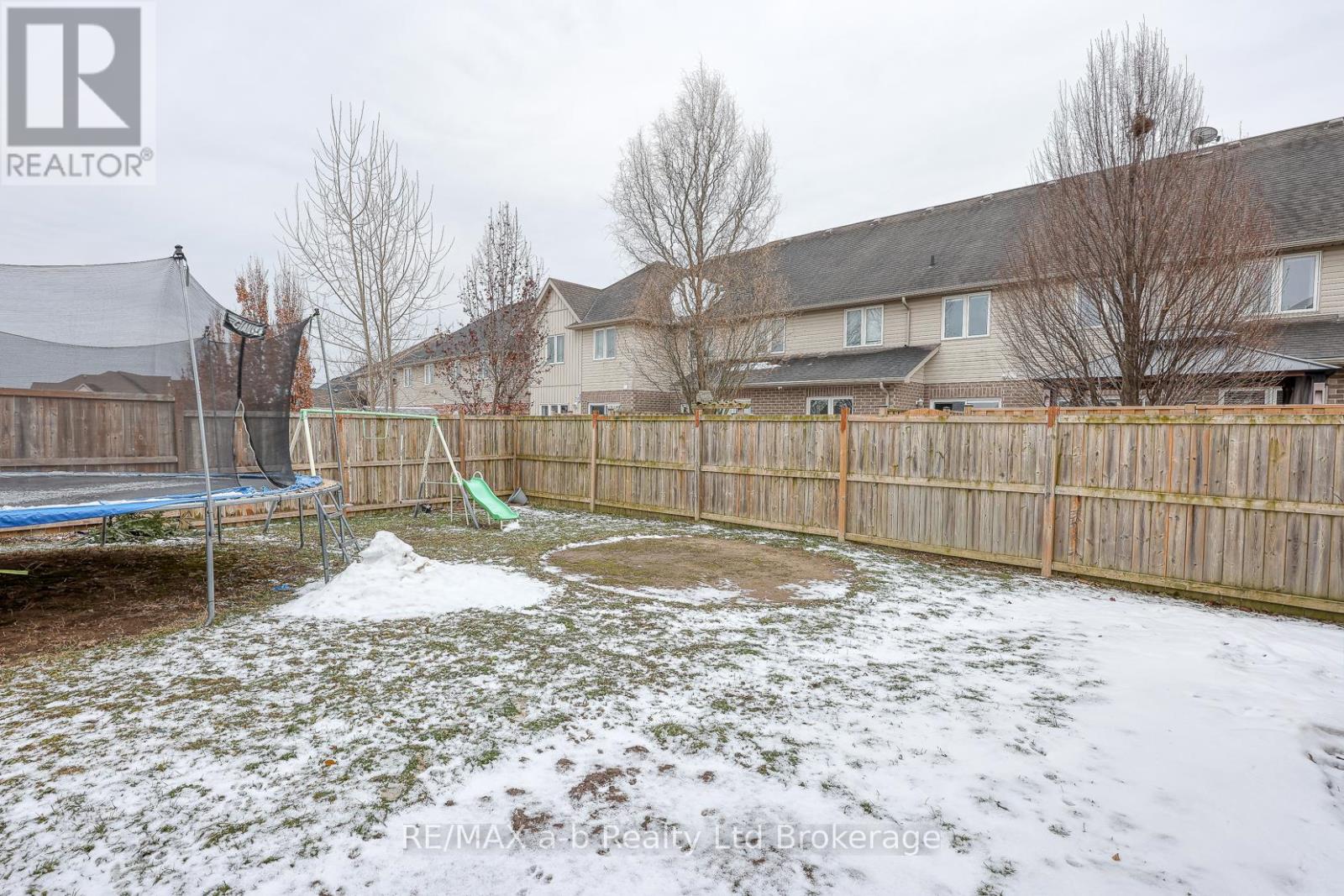 1160 Caen Avenue, Woodstock, Ontario  N4T 0G3 - Photo 3 - X12697890