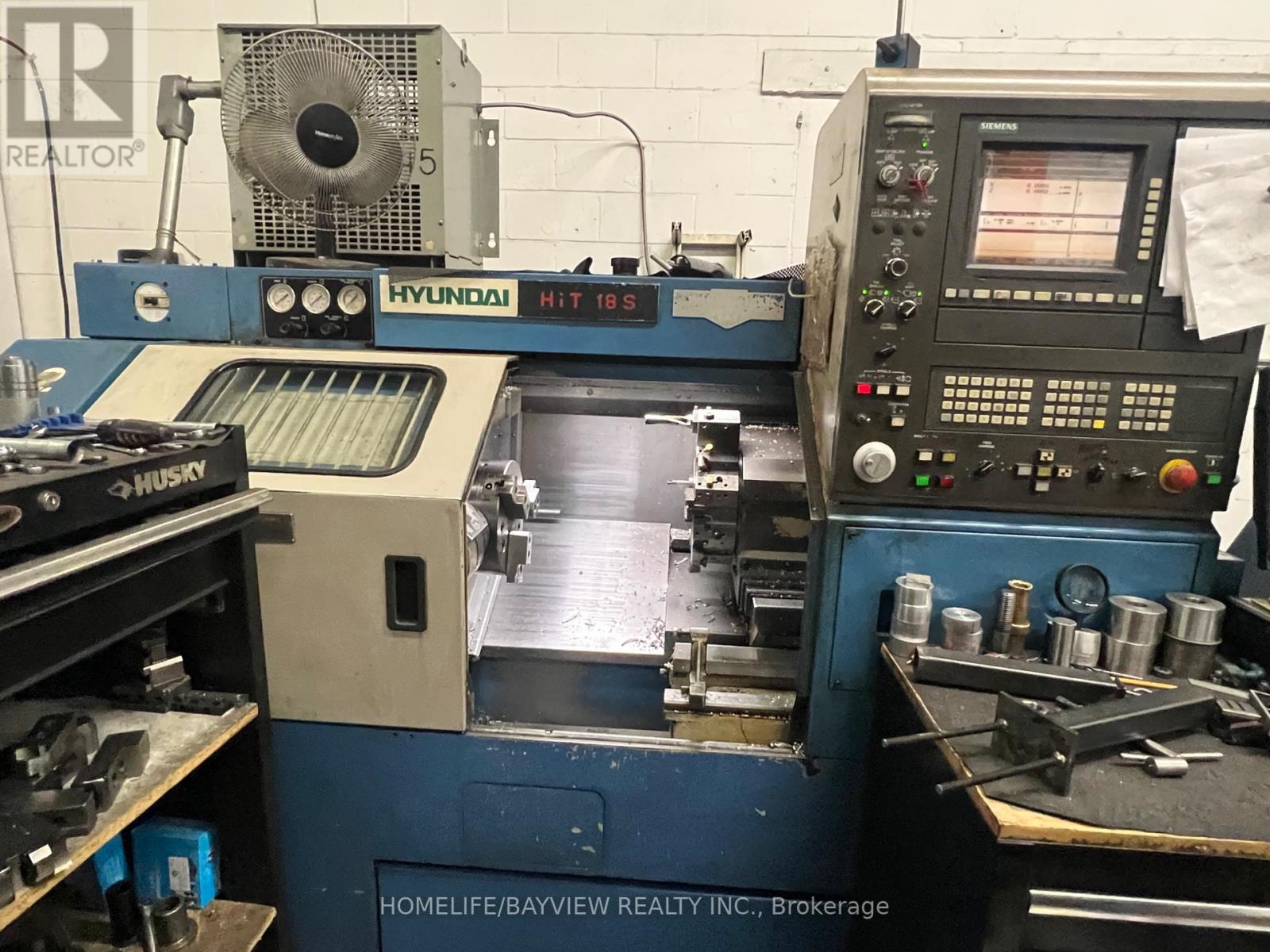 Unknown Address, ,    - Photo 9 - W12697868