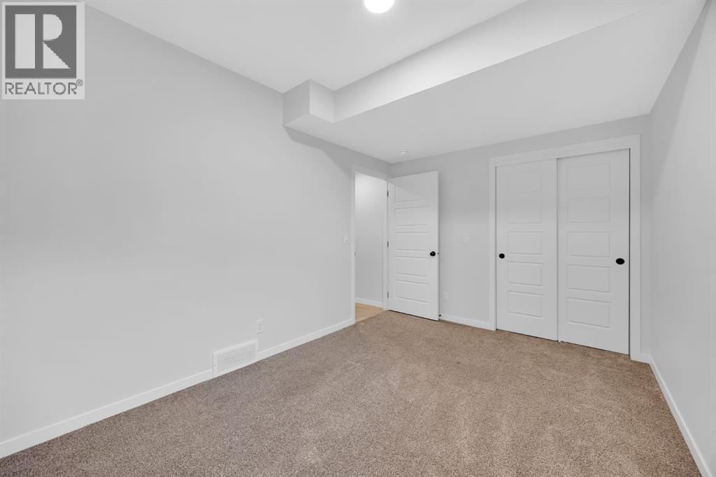 153 Edith Way Nw, Calgary, Alberta  T3R 2B8 - Photo 46 - A2279107