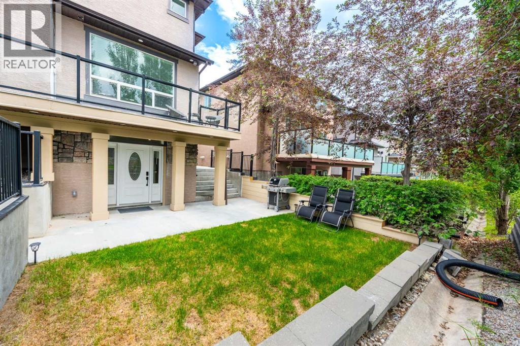 35 Aspen Stone Way Sw, Calgary, Alberta  T3H 0L6 - Photo 4 - A2270963