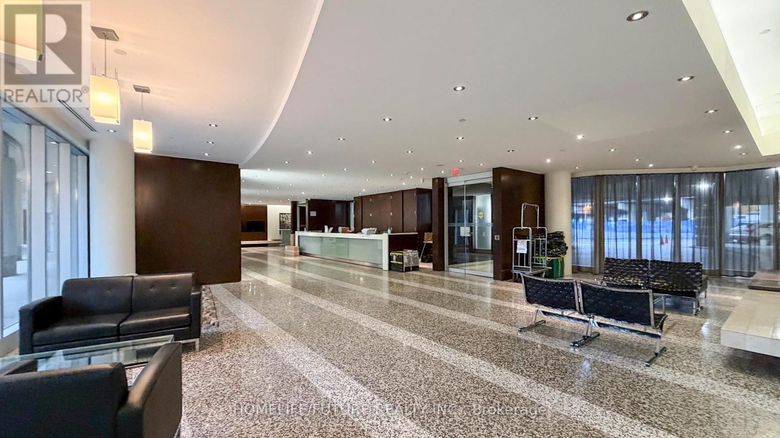 1906 - 8 York Street, Toronto, Ontario  M5J 2Y2 - Photo 7 - C12697896