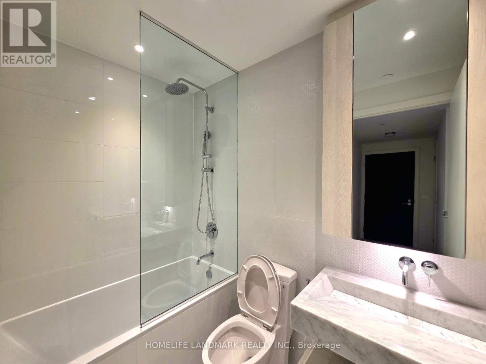 08 - 11 Yorkville Avenue, Toronto, Ontario  M4W 1L2 - Photo 3 - C12697916