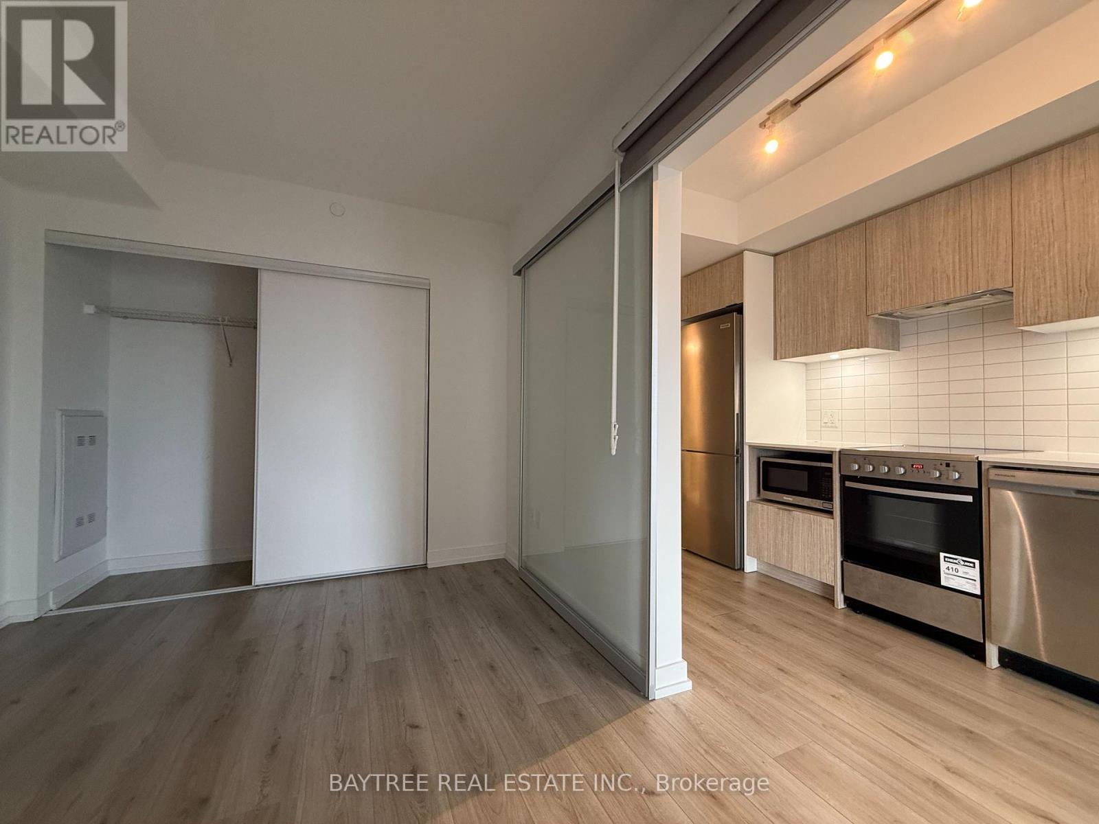 2612 - 395 Bloor Street, Toronto, Ontario  M4W 0B4 - Photo 12 - C12697924
