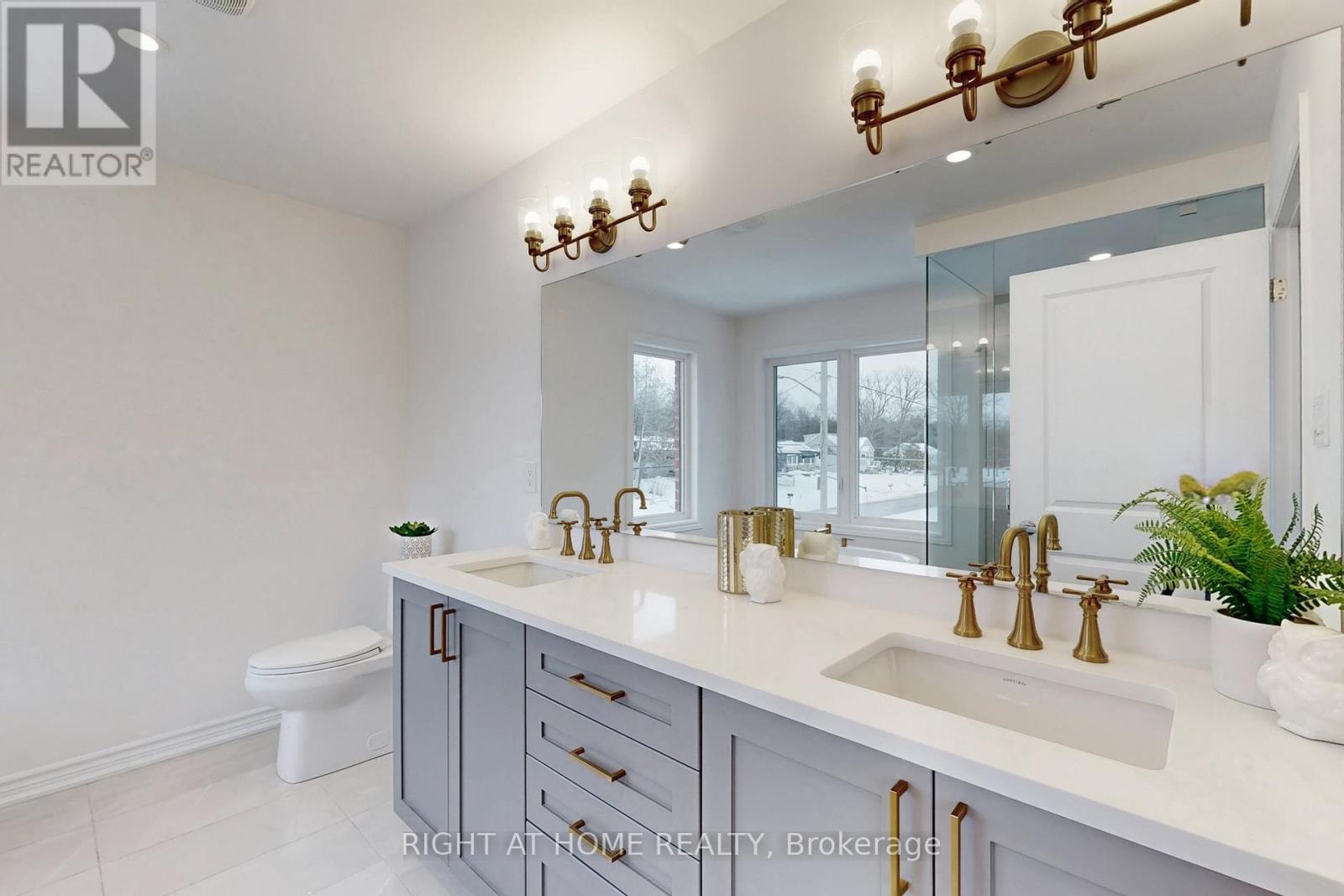 1 Big Canoe Drive, Georgina, Ontario  L0E 1R0 - Photo 24 - N12697892