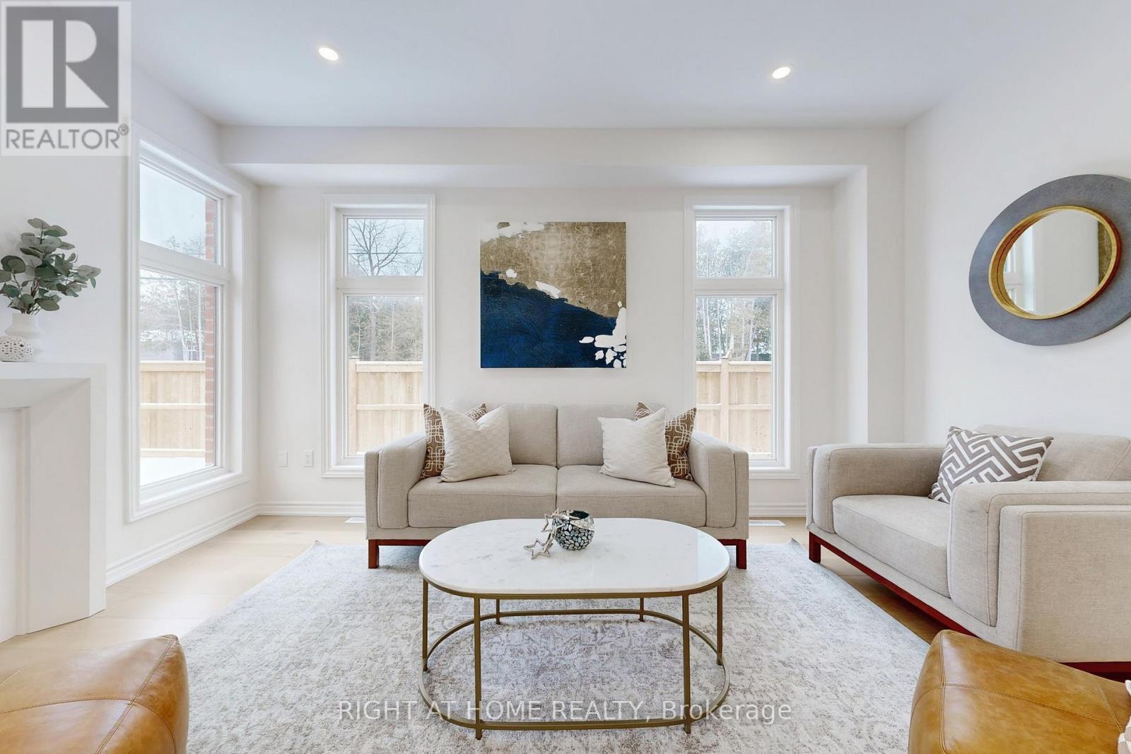 1 Big Canoe Drive, Georgina, Ontario  L0E 1R0 - Photo 3 - N12697892