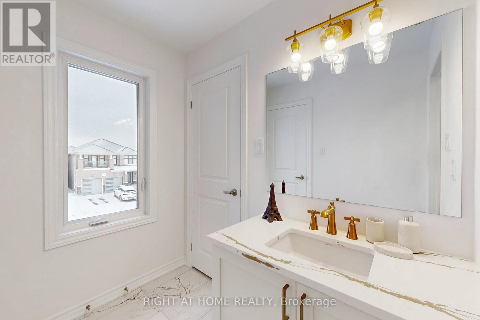 1 Big Canoe Drive, Georgina, Ontario  L0E 1R0 - Photo 32 - N12697892