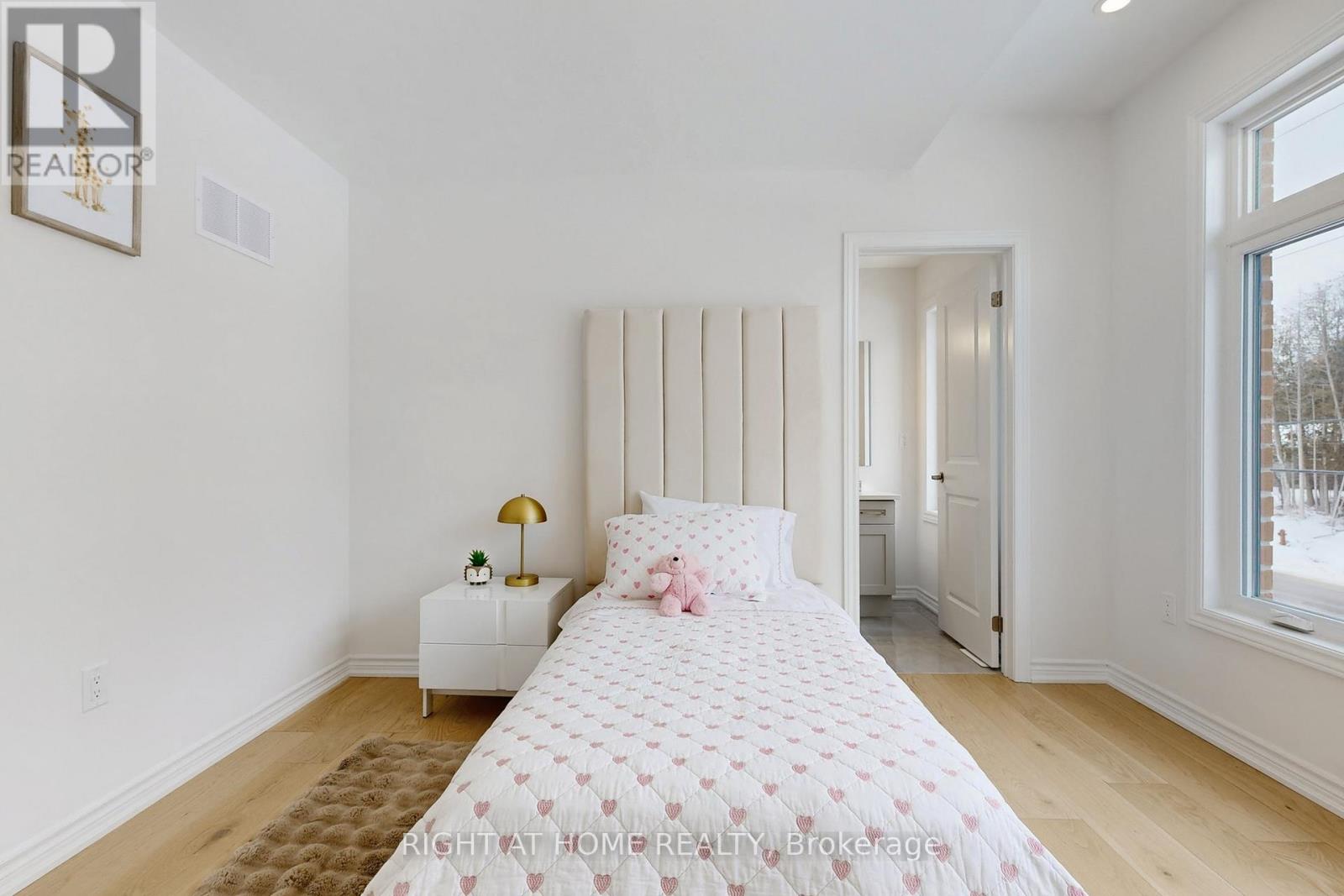 1 Big Canoe Drive, Georgina, Ontario  L0E 1R0 - Photo 37 - N12697892