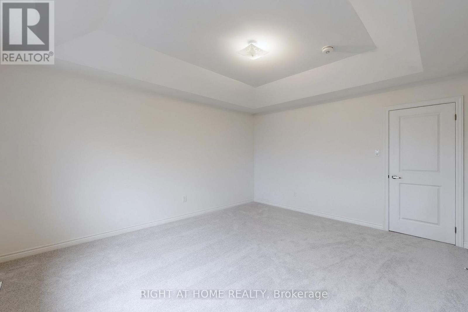 40 Ainslie Hill Crescent, Georgina, Ontario  L0E 1R0 - Photo 17 - N12697910