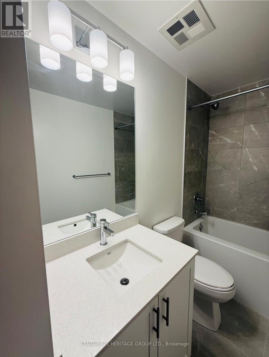 1002 - 705 Davis Drive, Newmarket, Ontario  L3Y 9J1 - Photo 7 - N12697944