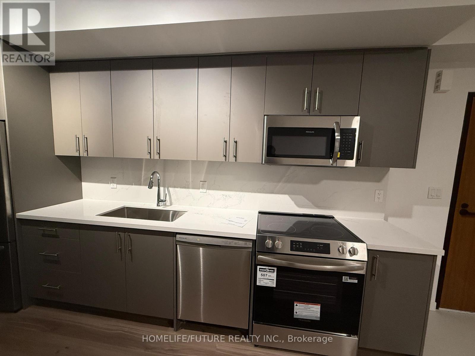 117 Marydale Avenue, Markham, Ontario  L3S 0A3 - Photo 4 - N12697936