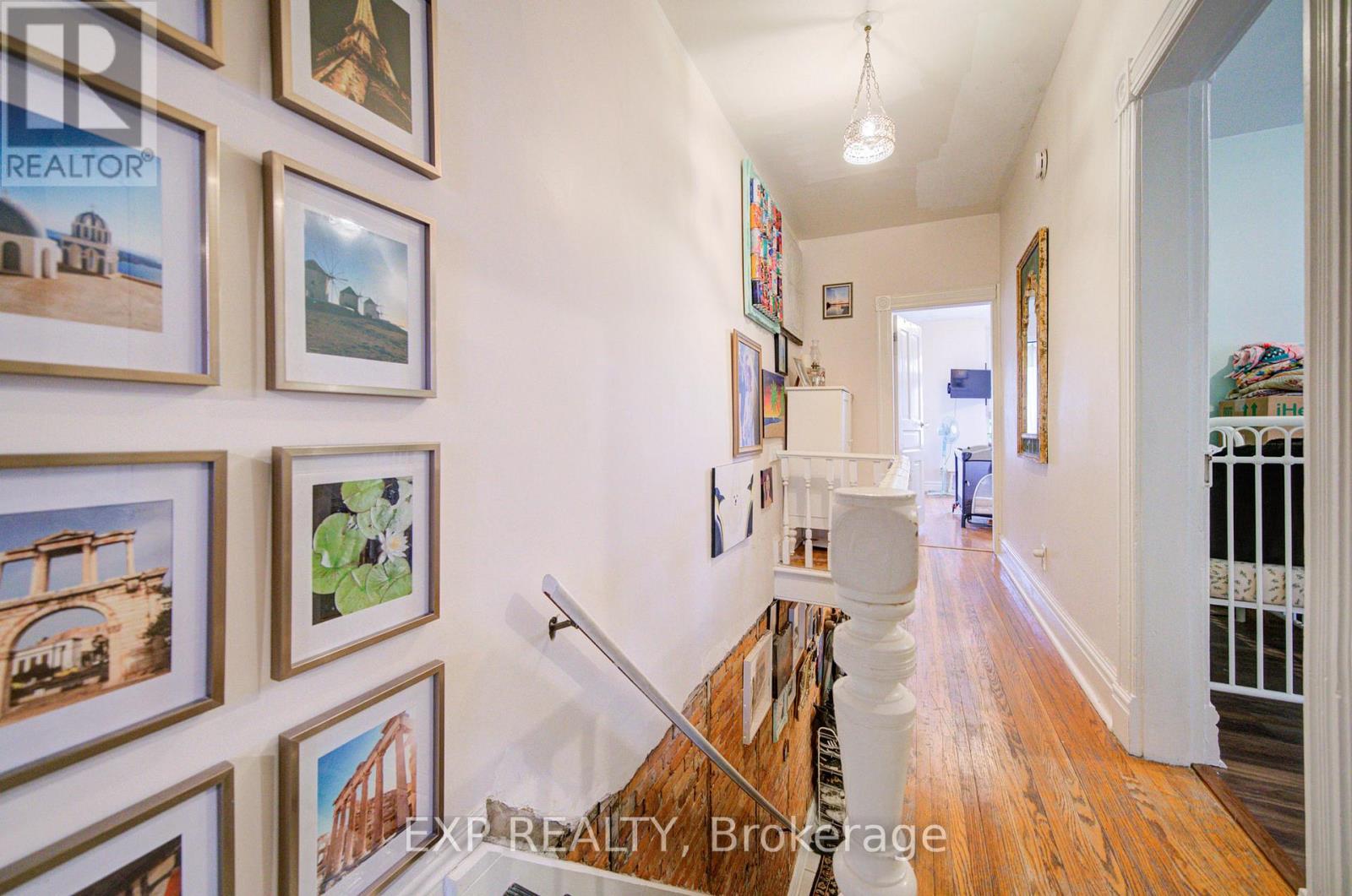 80 Uxbridge Avenue, Toronto, Ontario  M6N 2Y2 - Photo 15 - W12681684