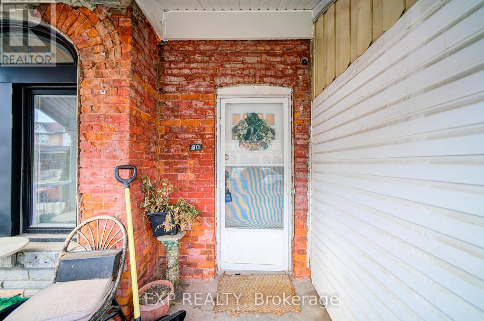 80 Uxbridge Avenue, Toronto, Ontario  M6N 2Y2 - Photo 3 - W12681684