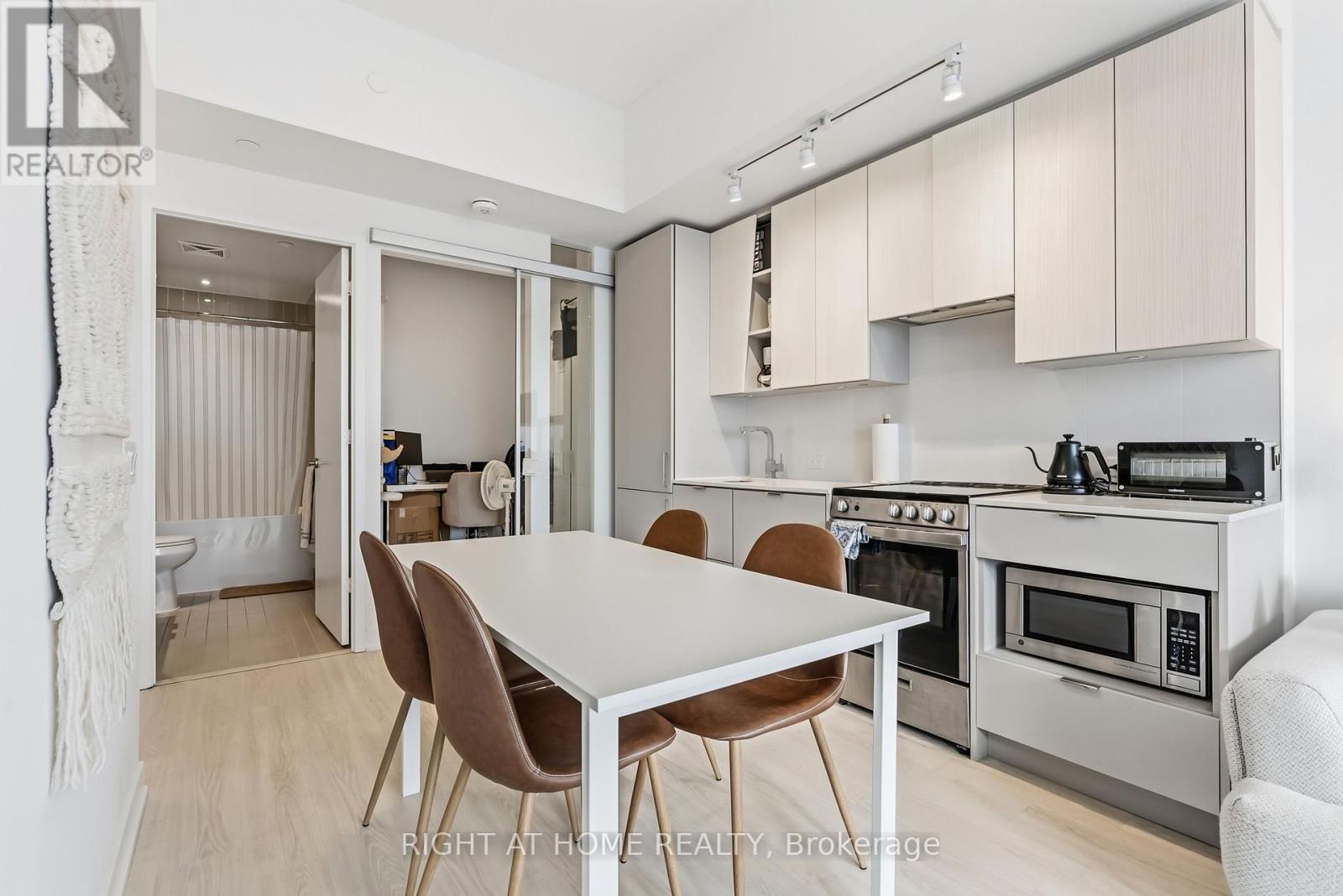 5507 - 3883 Quartz Road, Mississauga, Ontario  L5B 0M4 - Photo 10 - W12697928