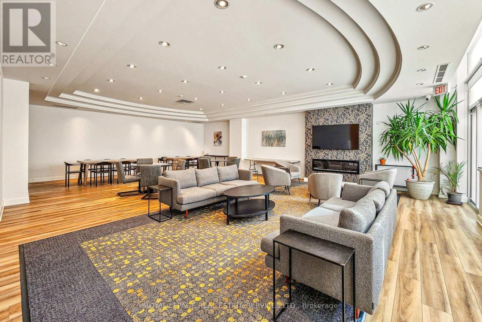 205 - 1001 Roselawn Avenue, Toronto, Ontario  M6B 4M4 - Photo 24 - W12697934