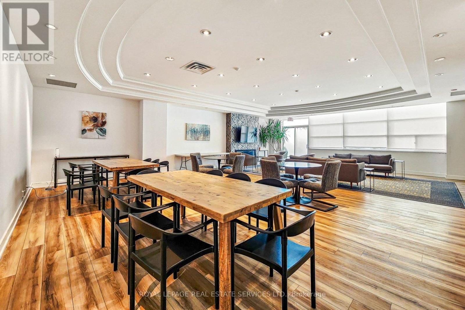 205 - 1001 Roselawn Avenue, Toronto, Ontario  M6B 4M4 - Photo 25 - W12697934