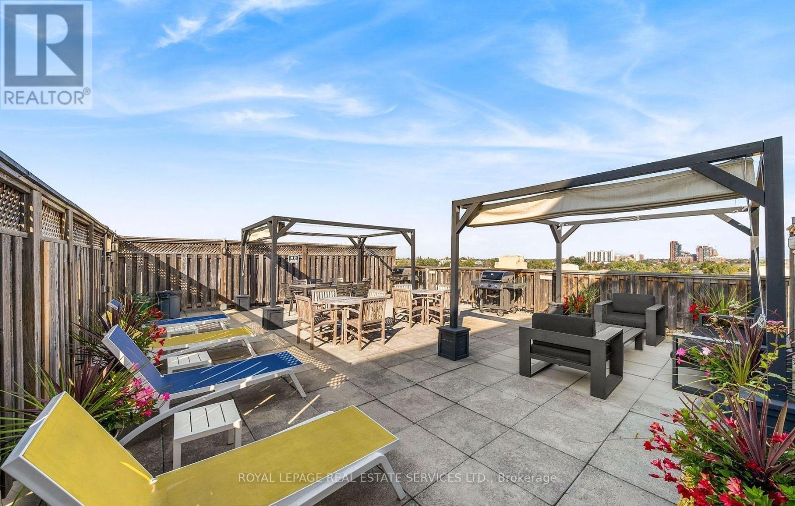 205 - 1001 Roselawn Avenue, Toronto, Ontario  M6B 4M4 - Photo 27 - W12697934