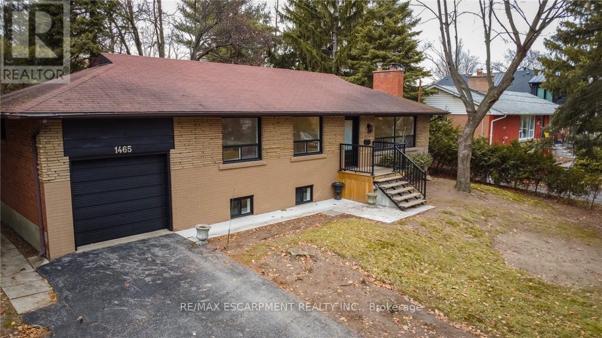 1465 Duncan Road S, Oakville, Ontario  L6J 2R5 - Photo 2 - W12697938