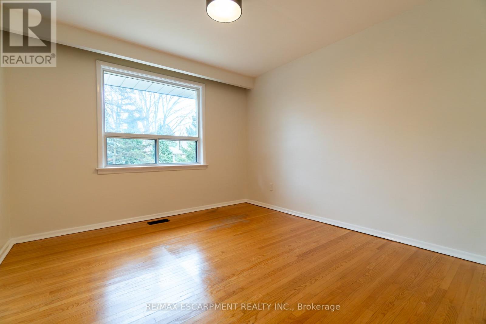 1465 Duncan Road S, Oakville, Ontario  L6J 2R5 - Photo 22 - W12697938