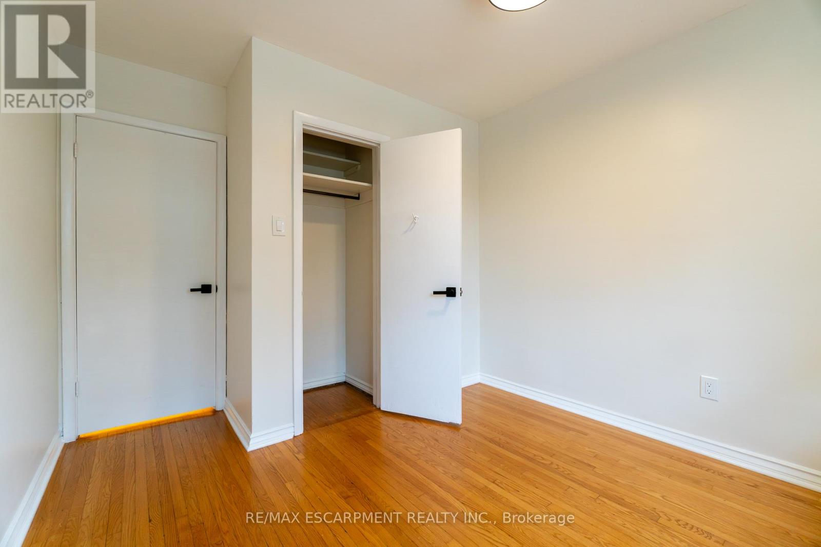 1465 Duncan Road S, Oakville, Ontario  L6J 2R5 - Photo 23 - W12697938