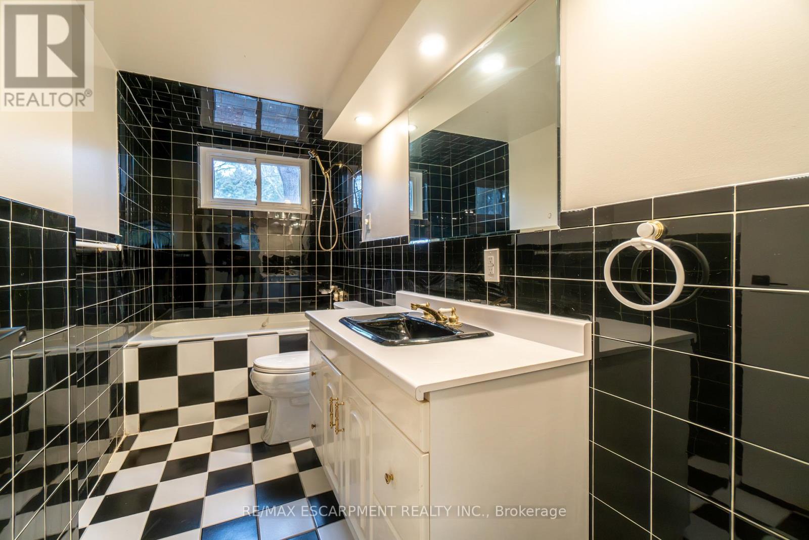 1465 Duncan Road S, Oakville, Ontario  L6J 2R5 - Photo 25 - W12697938