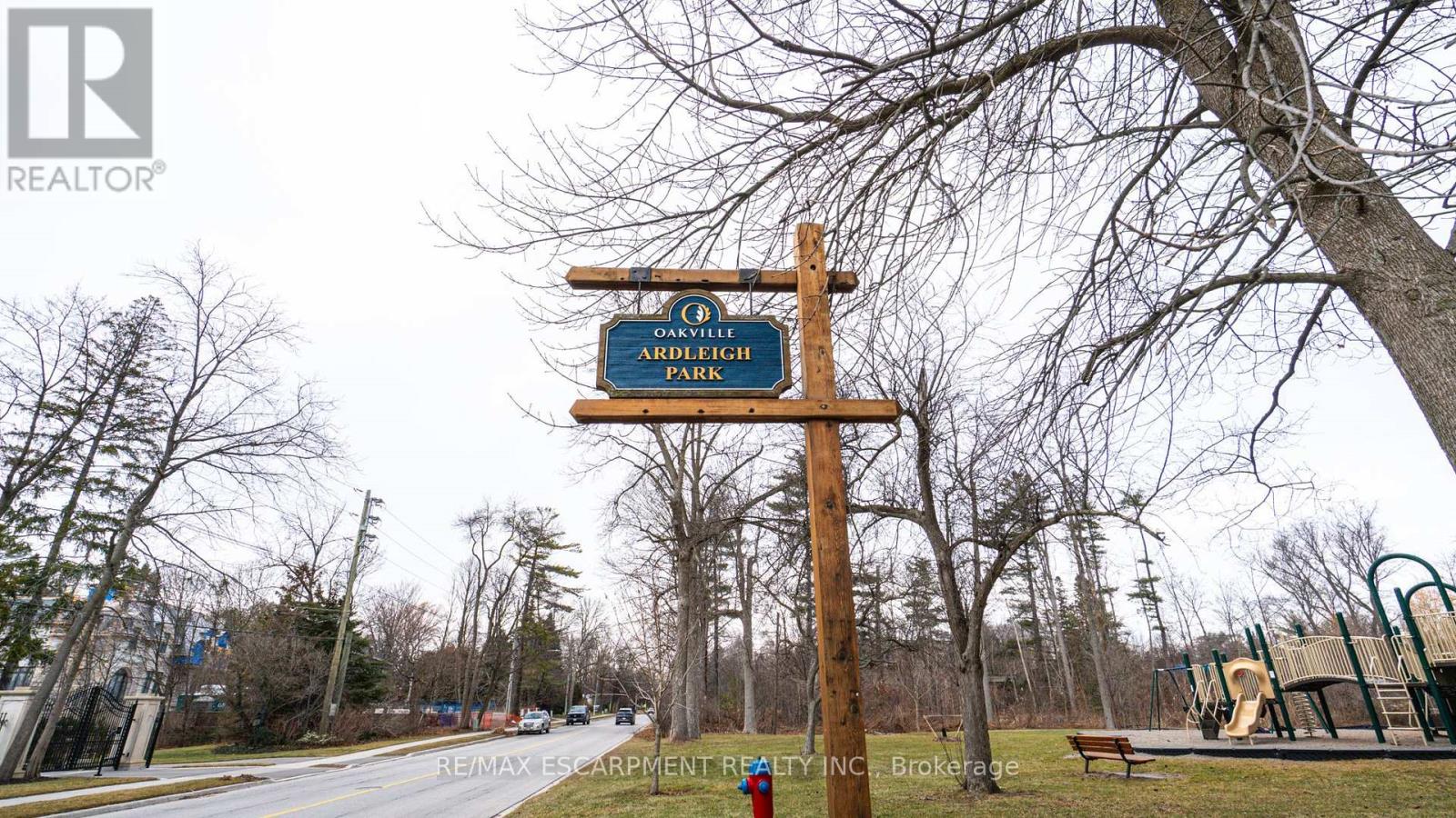 1465 Duncan Road S, Oakville, Ontario  L6J 2R5 - Photo 43 - W12697938