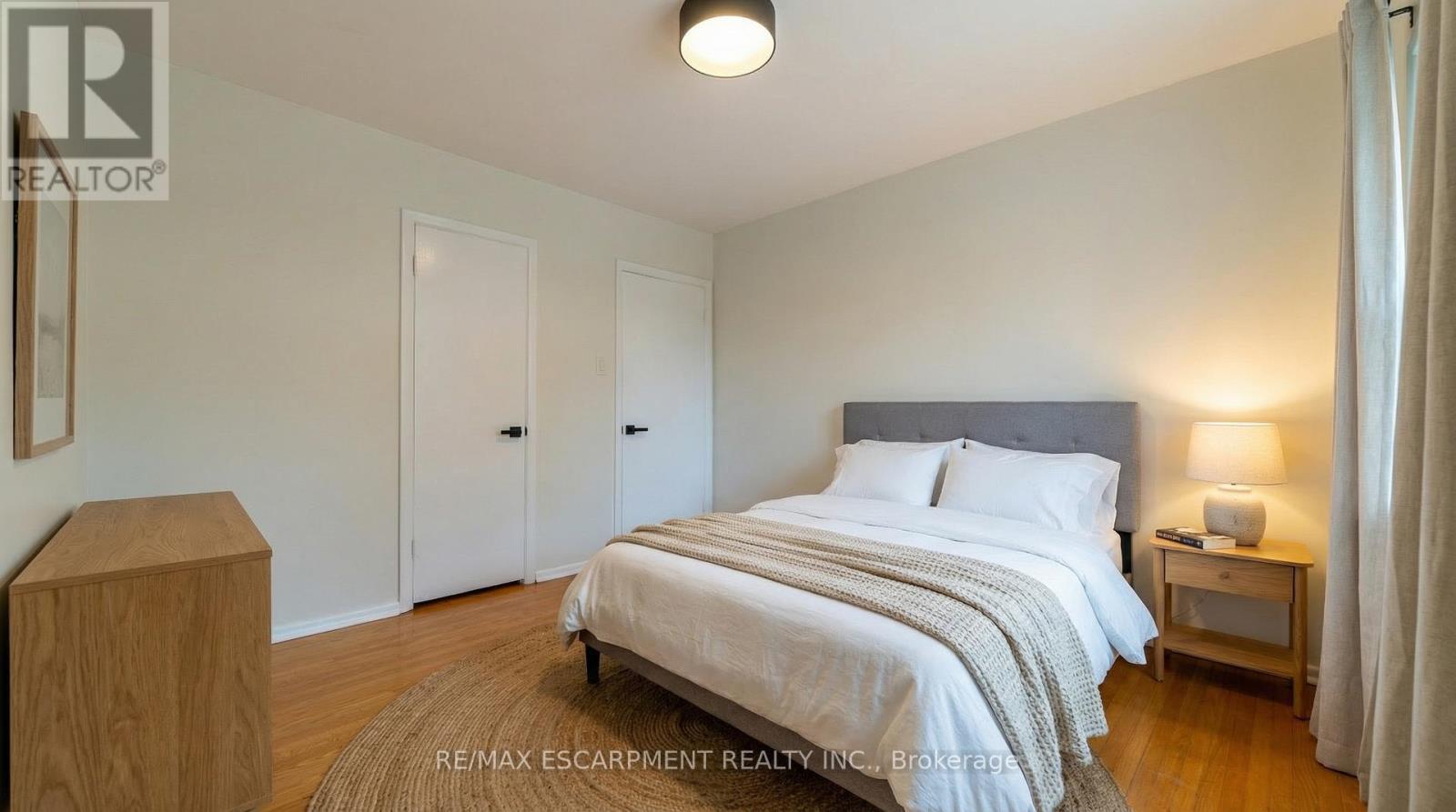 1465 Duncan Road S, Oakville, Ontario  L6J 2R5 - Photo 47 - W12697938