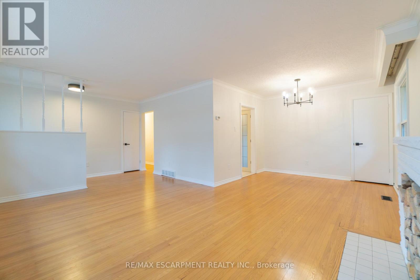 1465 Duncan Road S, Oakville, Ontario  L6J 2R5 - Photo 9 - W12697938