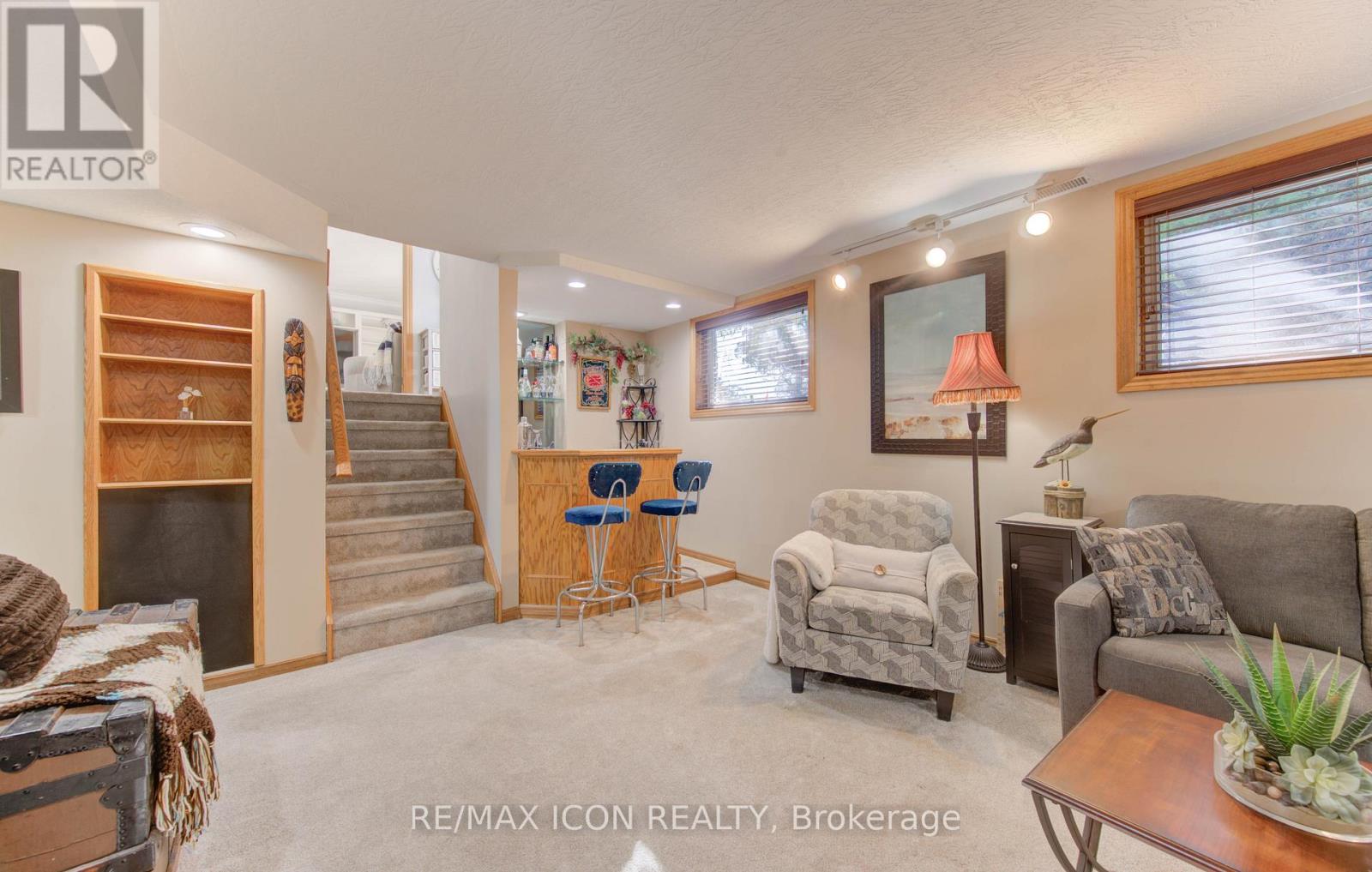 55 Gracefield Crescent, Kitchener, Ontario  N2E 1R8 - Photo 26 - X12697904