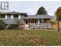 55 GRACEFIELD CRESCENT, Kitchener, Ontario