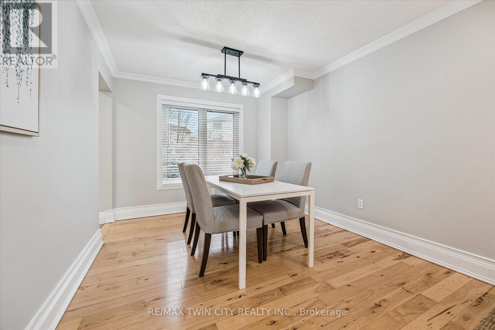 55 Enfield Drive, Cambridge, Ontario  N1P 1B5 - Photo 12 - X12697948