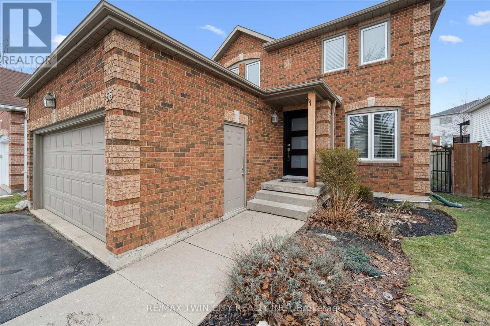 55 Enfield Drive, Cambridge, Ontario  N1P 1B5 - Photo 4 - X12697948