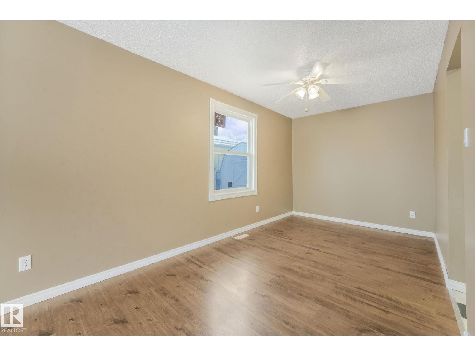 Unknown Address, ,    - Photo 10 - E4470067