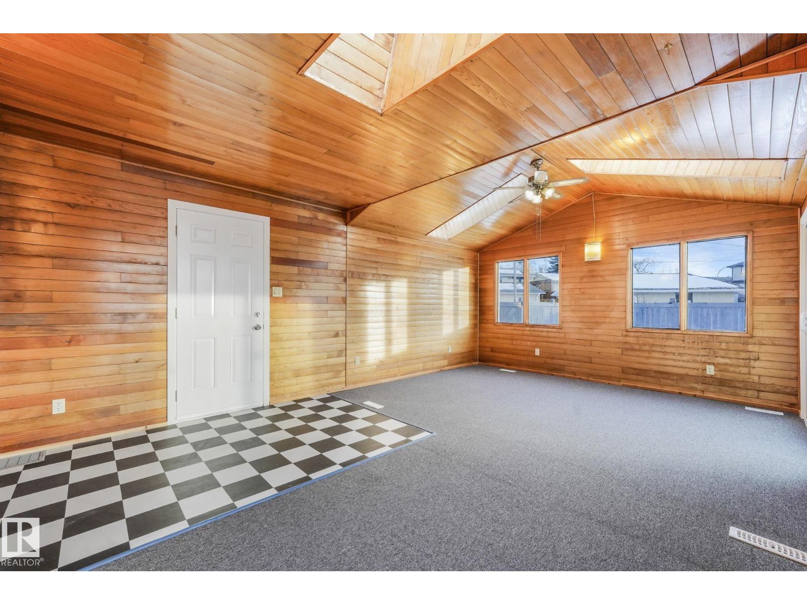 Unknown Address, ,    - Photo 17 - E4470067